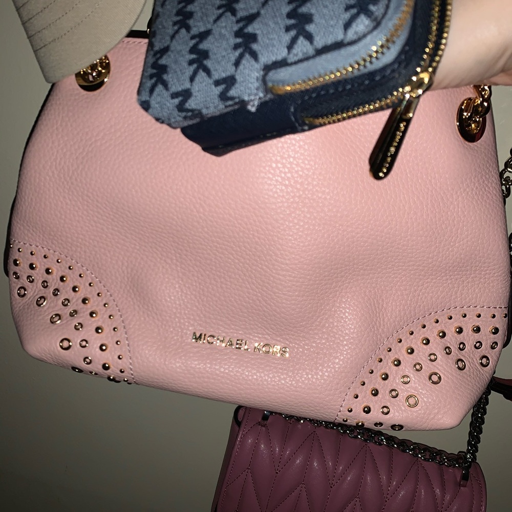 Michael kors light pink purse
